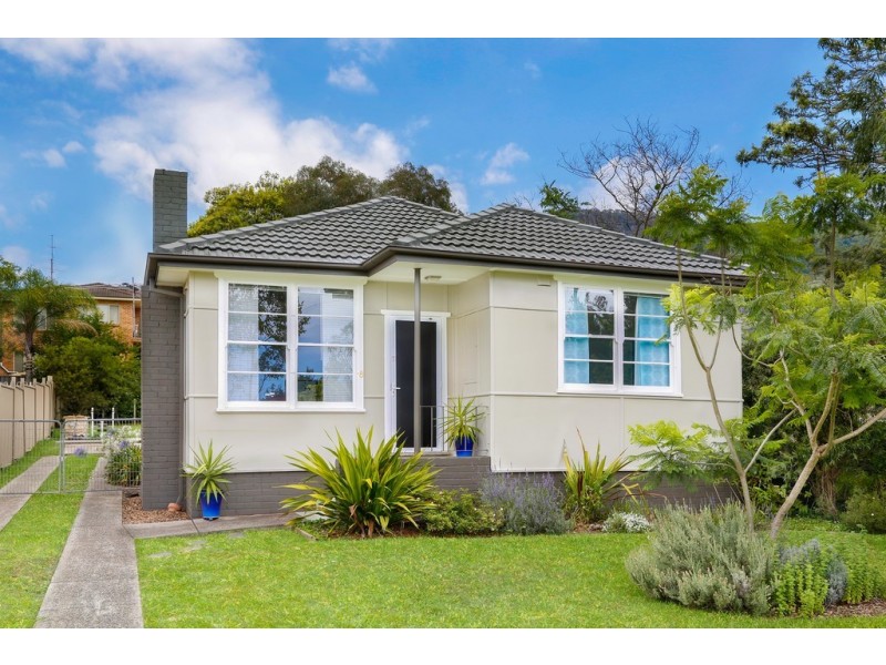 8 Williamson Street, Tarrawanna NSW 2518