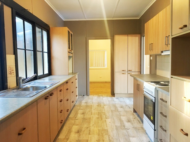 120 Robertson St, Guildford NSW 2161