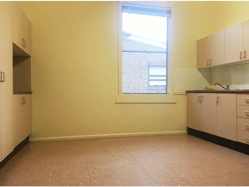 33 Bolton Street, Guildford NSW 2161