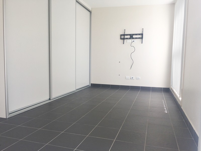 12 Crawford Street, Old Guildford NSW 2161