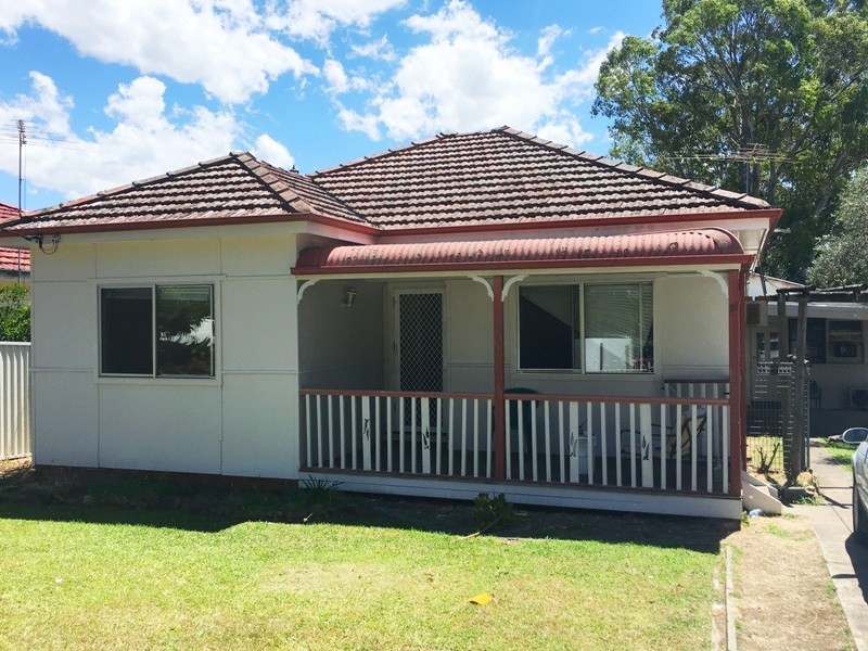 10 Highland Street, Guildford NSW 2161