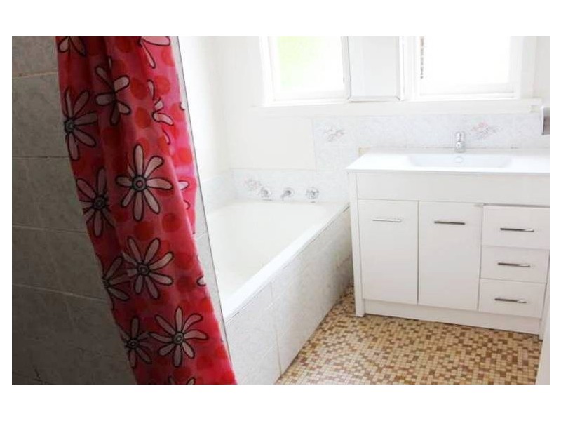 10 Highland Street, Guildford NSW 2161