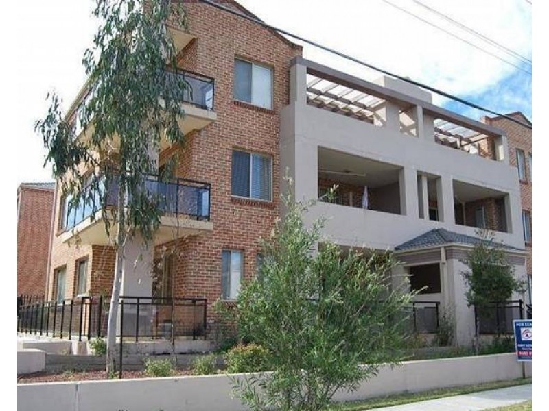 14/36-38 Lydbrook St, Westmead NSW 2145