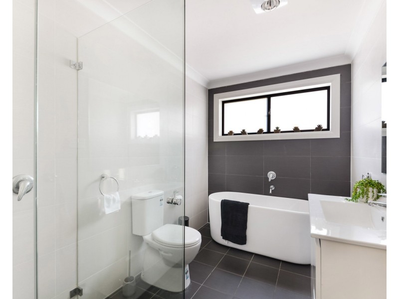 18 Eve Street, Guildford NSW 2161