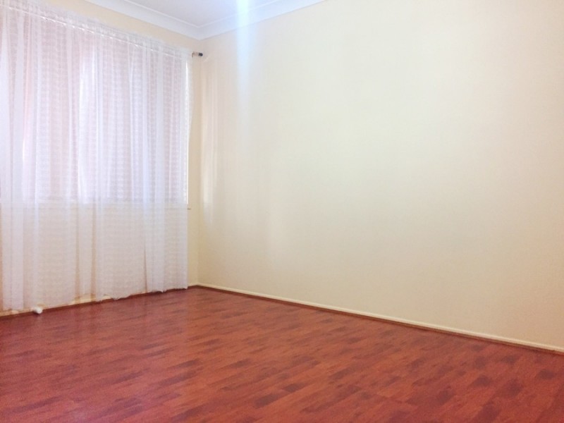 6 Mala St, Smithfield NSW 2164