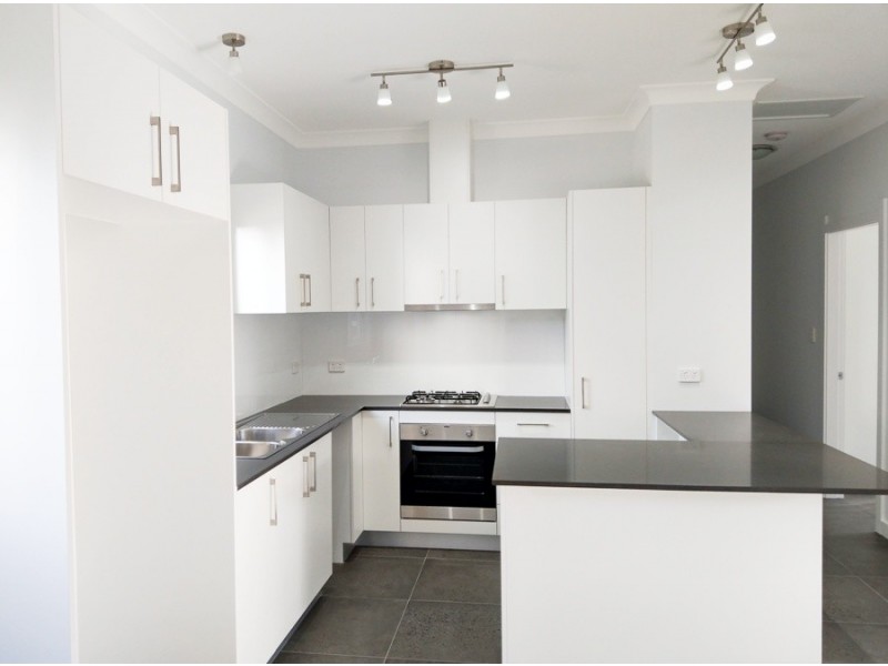 9a The Esplanade, Guildford NSW 2161