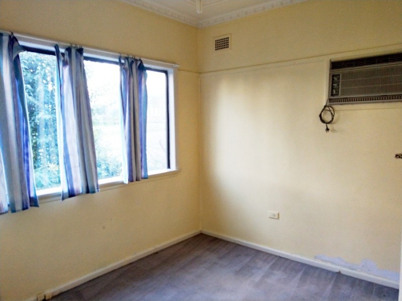 30 taralga St, Old Guildford NSW 2161