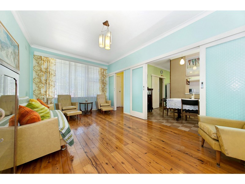 30 Lough Ave, Guildford NSW 2161