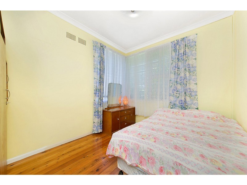 30 Lough Ave, Guildford NSW 2161