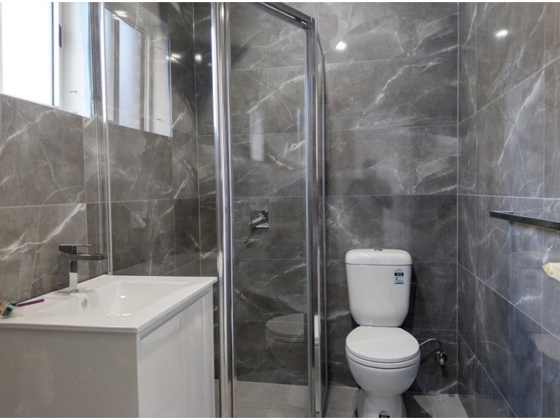 17a Railway St, Guildford NSW 2161