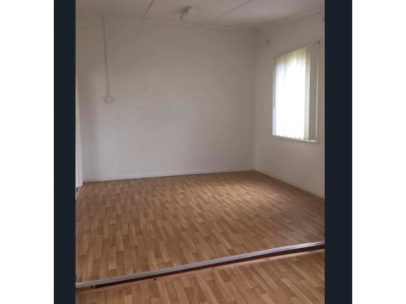 39 Grassmere St, Guildford NSW 2161