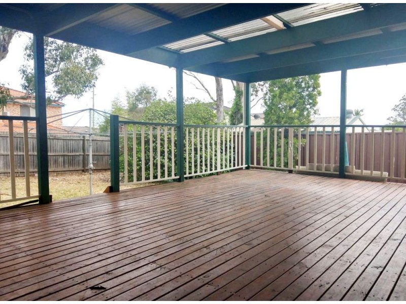 4 Wisdom St, Guildford NSW 2161