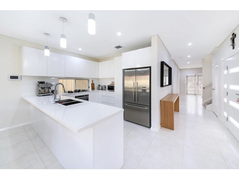 15 Essex Street, Guildford NSW 2161