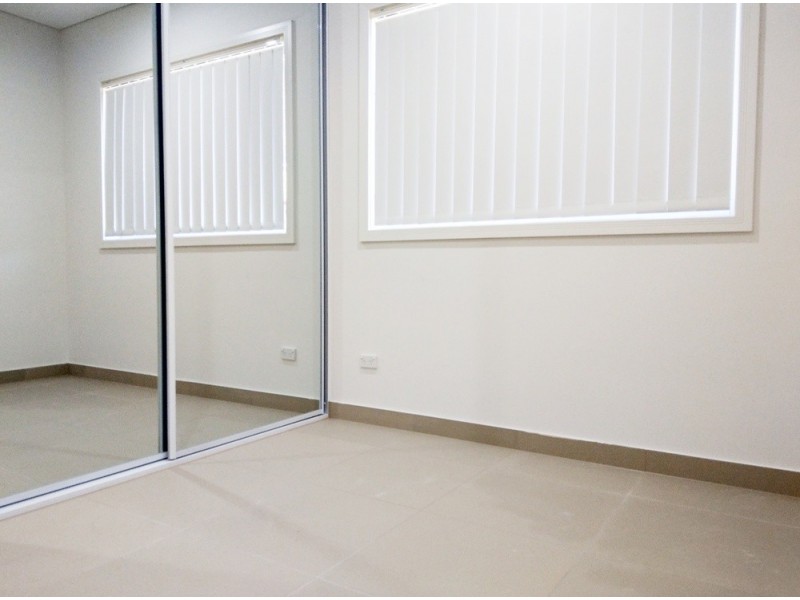 27C Chamberlain Rd, Guildford NSW 2161