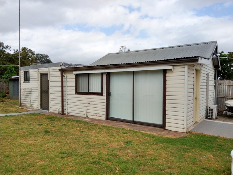 6 Oak Street, Harris Park NSW 2150