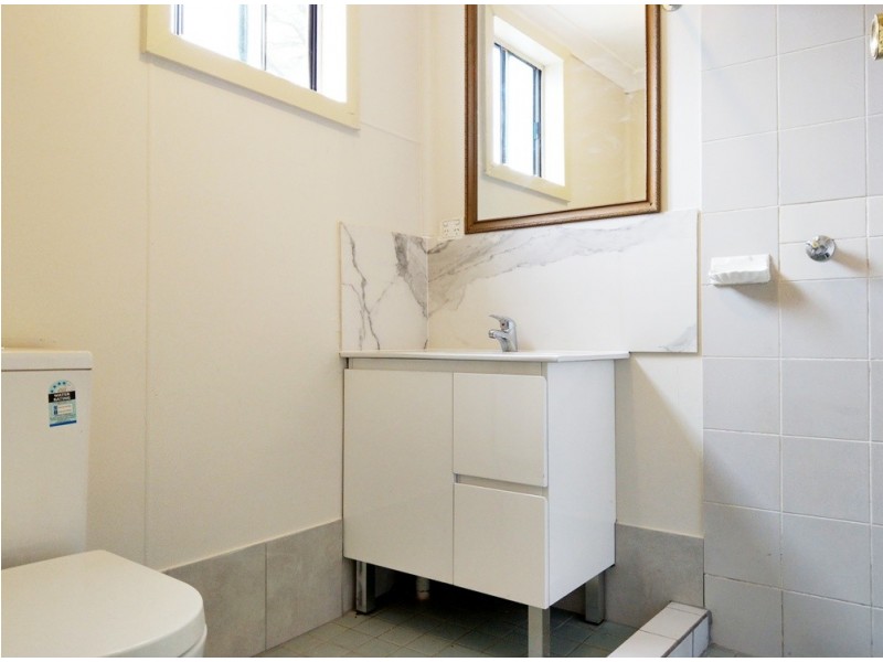 6 Oak Street, Harris Park NSW 2150