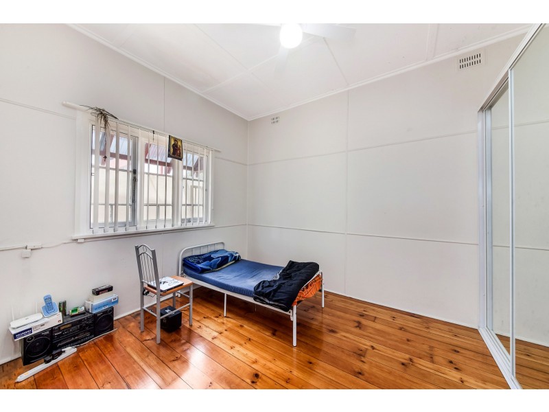 352 Woodville Road, Guildford NSW 2161