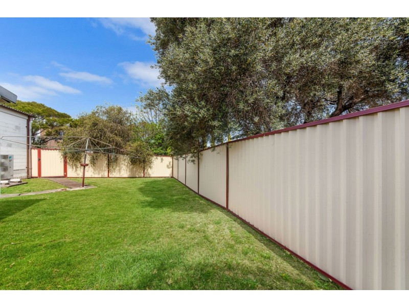 352 Woodville Road, Guildford NSW 2161