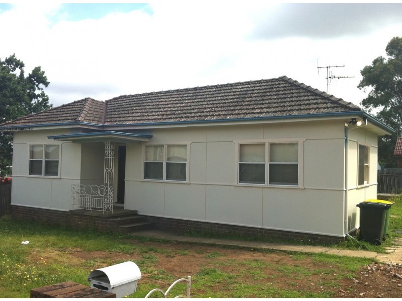 82 The Promenade, Guildford NSW 2161