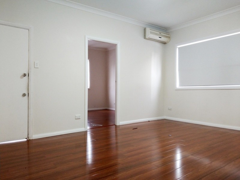 11 Taralga Street, Old Guildford NSW 2161