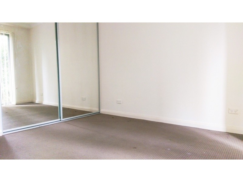 13/19-21 lydbrook st, Westmead NSW 2145