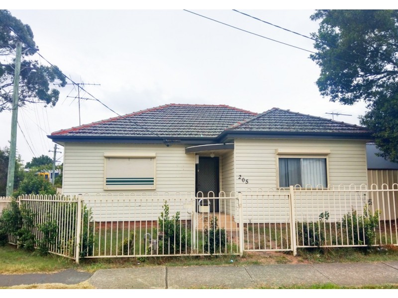 205 Fairfield Street, Yennora NSW 2161