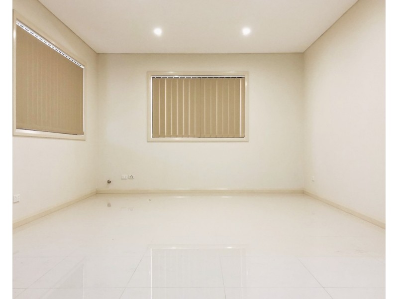 28b Salisbury Rd, Guildford NSW 2161