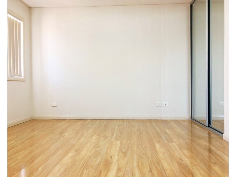 28b Salisbury Rd, Guildford NSW 2161