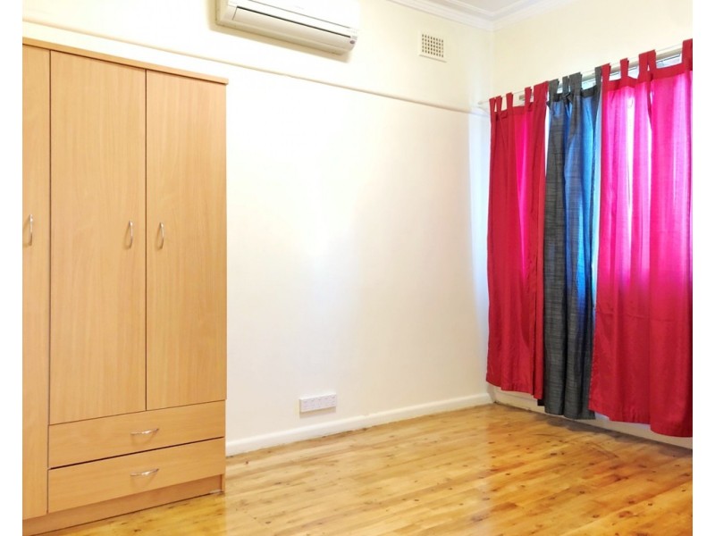 96 Whitaker St, Old Guildford NSW 2161