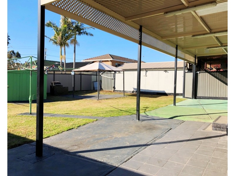 96 Whitaker St, Old Guildford NSW 2161