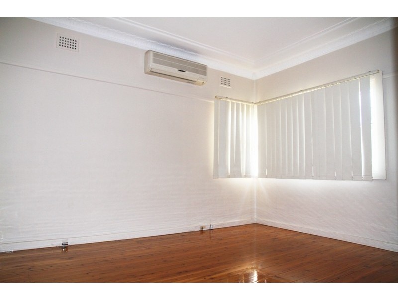 55 Salisbury Rd, Guildford NSW 2161