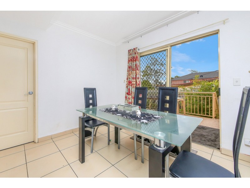 2/57 Chamberlain Rd, Guildford NSW 2161