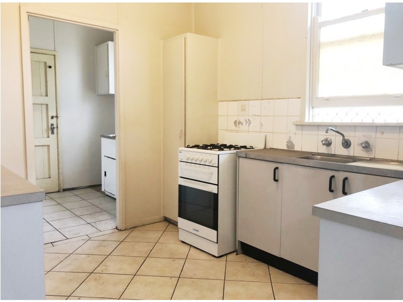 620 Woodville Rd, Guildford NSW 2161