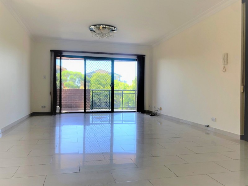 2/37 Alice St, Harris Park NSW 2150