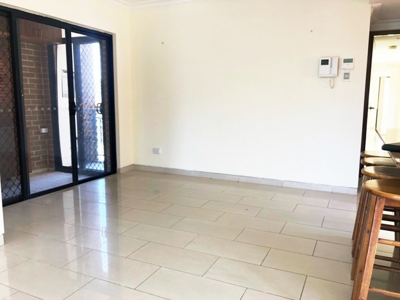 2/37 Alice St, Harris Park NSW 2150