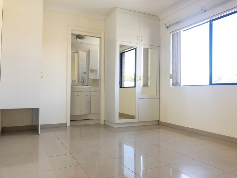 2/37 Alice St, Harris Park NSW 2150