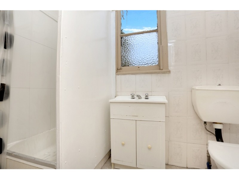 543 Woodville rd, Guildford NSW 2161