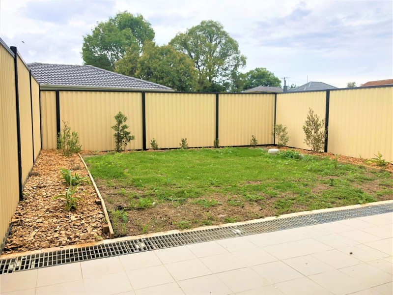 64 Cross St, Guildford NSW 2161