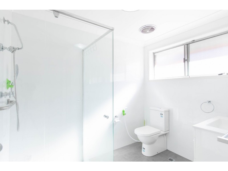 2 Ellis Parade, Yennora NSW 2161