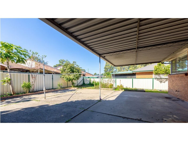 2 Ellis Parade, Yennora NSW 2161