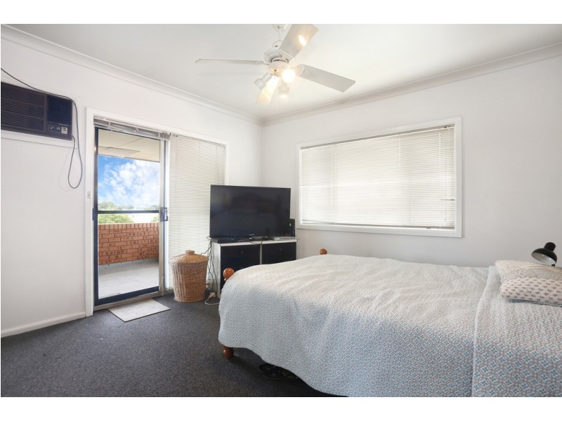 14 Grassmere St, Guildford NSW 2161