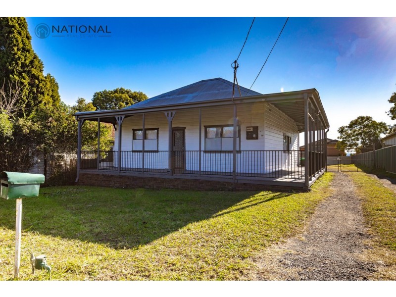 11 Chiltern Rd, Guildford NSW 2161