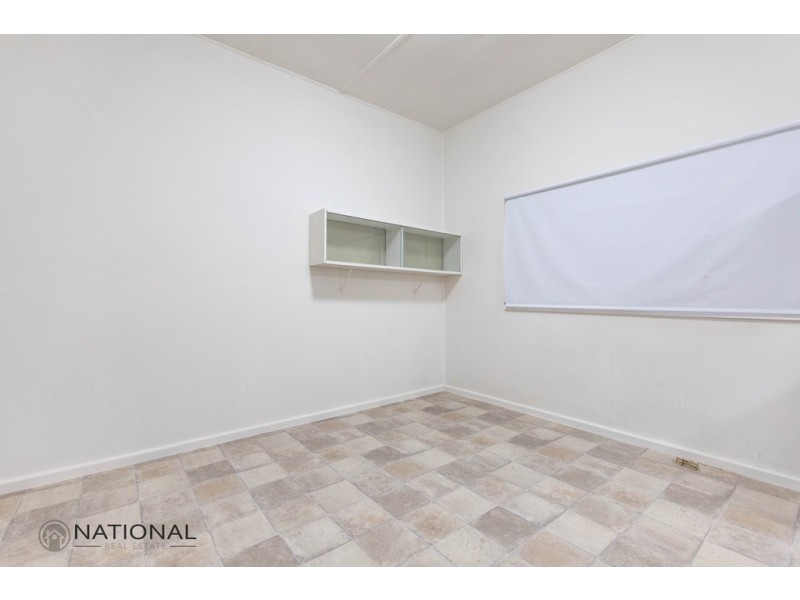 11 Chiltern Rd, Guildford NSW 2161