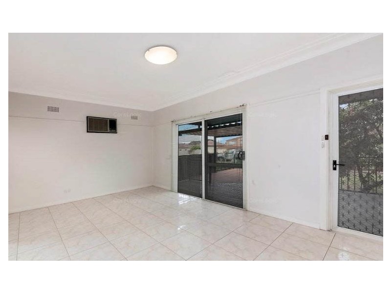 17 Donnelly St, Guildford NSW 2161