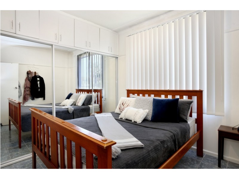 218 Blaxcell St, Granville NSW 2142