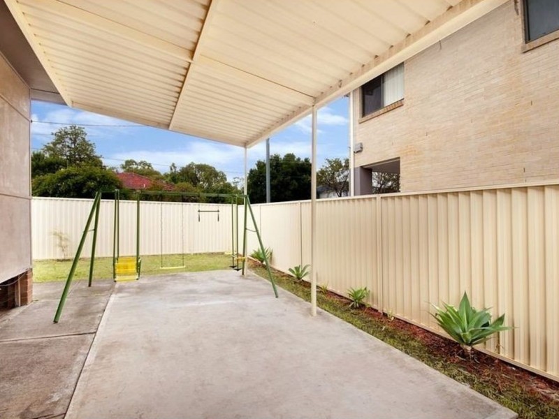 218 Blaxcell St, Granville NSW 2142