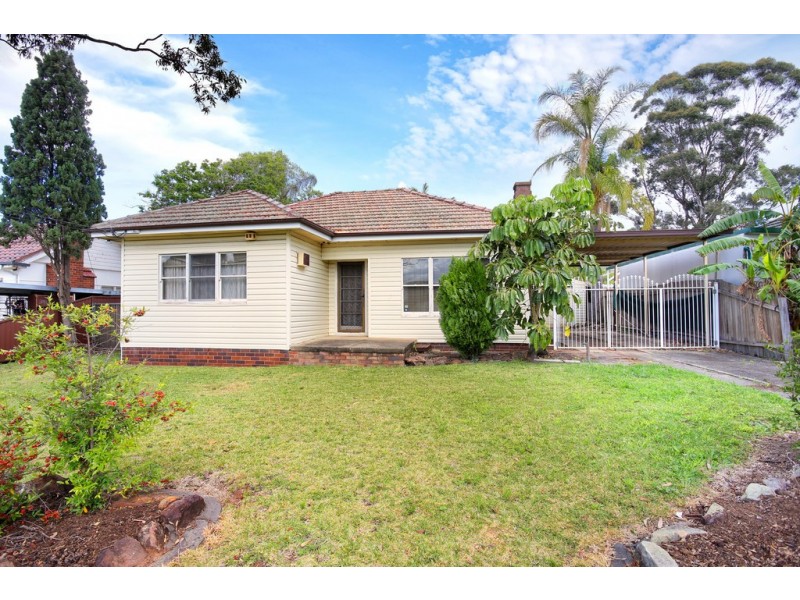 5 Essex St, Guildford NSW 2161