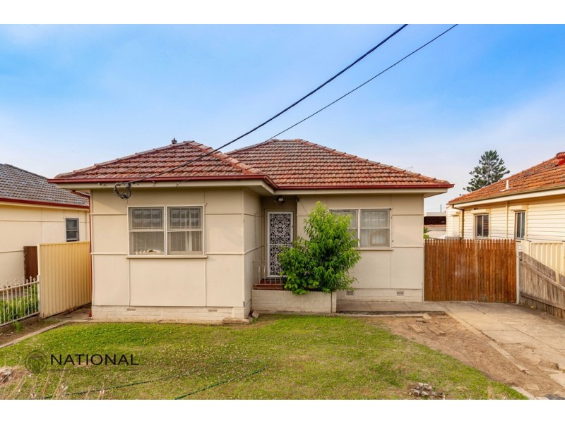 9 Bursill St, Guildford NSW 2161