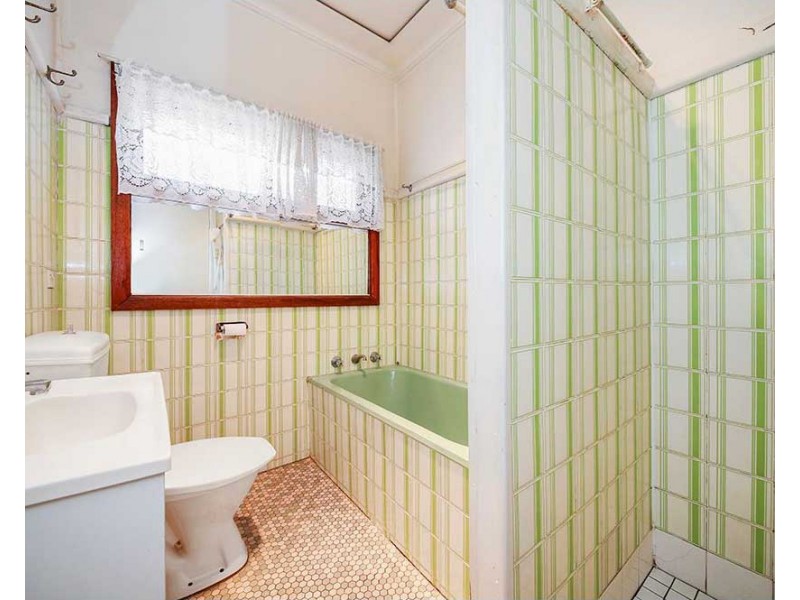 260 Canterbury Rd, Revesby NSW 2212