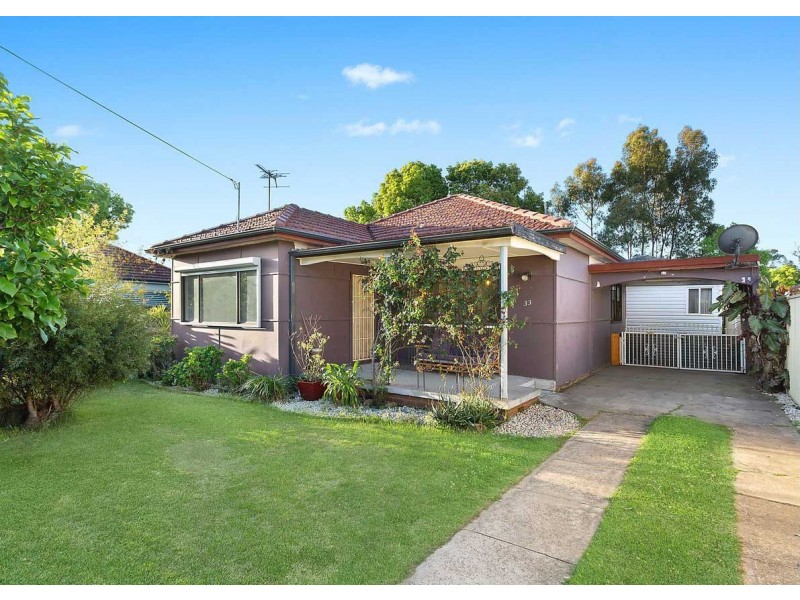 33 Mountford Ave, Guildford NSW 2161
